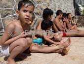 صور.. رغم الدمار.. "بسين تعز" يقاوم الحرب ويرسم البهجة على وجوه أطفال اليمن