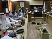 محافظ جنوب سيناء يعقد الاجتماع التحضيرى لإفتتاح مضمار الهجن الدولى بشرم الشيخ