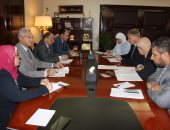 وزير التنمية المحلية يلتقى سفير الاتحاد الأوروبى بالقاهرة لمناقشة دعم مشروعات التنمية