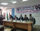 عضو تنسيقية شباب الأحزاب للمواطنين: مصر محتاجة منكم ساعتين لقراءة التعديلات