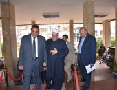 صور.. محافظ البحيرة يستقبل مفتى الجمهورية لإلقاء محاضرة عن التدين الصحيح