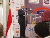 رئيس جامعة القاهرة: ديمقراطية الغرب هشة ولابد من قسم تكنولوجيا الإعلام