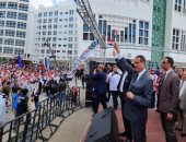 صور.. مسيرة حاشدة لدعم تعديلات الدستور فى جامعة دمنهور بمشاركة محافظ البحيرة