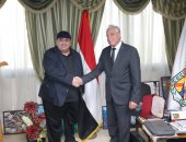 محافظ جنوب سيناء يستعرض و أمين"البحوث العربية" ترتيبات عاصفة الفكر العربي