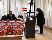 ماراثون الاستفتاء يواصل الانطلاق فى الخارج.. سفارات العالم تفتح أبوابها أمام المصريين للإدلاء بأصواتهم على تعديلات الدستور.. كوريا الجنوبية والصين وأستراليا على رأسهم.. وسفير مصر بنيوزيلندا: هناك إقبال كبير