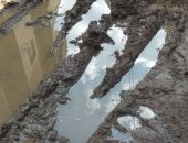 شكوى من انتشار مياه المجارى بقرية بانوب بالدقهلية منذ 5 أيام