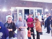 صور.. انتهاء أول أيام الاستفتاء بالسفارة المصرية بمسقط