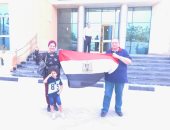 توافد المواطنين على مدرسة رمسيس بالجمالية للمشاركة فى الاستفتاء