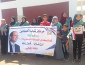 صور.. توافد الناخبين على لجان الاستفتاء بجنوب سيناء 