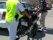 كراسى متحركة لمساعدة كبار السن بالاستفتاء على تعديلات الدستور بأكتوبر