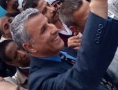 بهتافات "تحيا مصر" عمال شركة السكر يشاركون بالاستفتاء على تعديلات الدستور