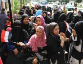 صور.. تزايد أعداد المشاركين فى الاستفتاء على الدستور بمدينة نصر