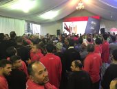 صور.. إقبال كثيف من الجالية المصرية فى الكويت على التصويت فى الاستفتاء