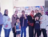 صور.. انتهاء تصويت اليوم الثانى للمصريين بمسقط وسط إقبال على الاستفتاء 