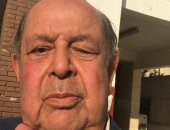 بالصور..رئيس جمعية رجال الأعمال يشارك بالاستفتاء على الدستور