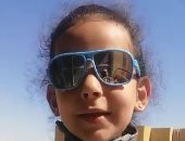 فيديو.. رقية طفلة فى أولى ابتدائى تشارك فى الاستفتاء بالأغانى الوطنية 