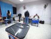 المصريون بالكويت يبدأون التصويت فى اليوم الأخير للاستفتاء على تعديلات الدستور