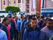 فيديو.. احتشاد المواطنين أمام مدارس الرحاب للمشاركة فى الاستفتاء