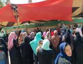 نساء البدرشين يتفوقن على الرجال فى استفتاء التعديلات الدستورية.. صور