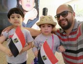 المصريون بالخارج يرفعون شعار نعم للمشاركة من أى مكان بالعالم.. الزغاريد الأعلى صوتا فى لجان قطر.. أعلام مصر ترفرف فى يد الأطفال بالكويت.. والزى الفرعونى الأبرز فى ماليزيا.. والشباب الأكثر بالنرويج ورومانيا..صور