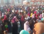 فيديو.. الآلاف يشاركون فى الاستفتاء على الدستور بالأسمرات