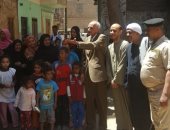 النائب خالد خلف الله يحث أهالى نجع حمادى على المشاركة بالاستفتاء