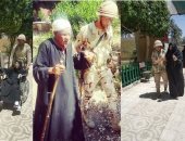 "محمود" يشارك بصور لقوات الأمن تساعد كبار السن أمام لجنة مركز القرنة بالأقصر