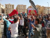 شاهد.. فرحة ورقص المواطنين في اليوم الثاني للتعديلات الدستورية بالشيخ زايد