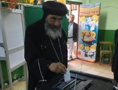 الأنبا تادرس مطران بورسعيد  يدلى بصوته فى الاستفتاء على التعديلات الدستورية