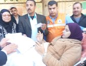 إسعاف الشرقية ينقل فتاة بعد إجرائها عملية جراحية للتصويت على الاستفتاء