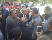 مسيرة للعاملين بإحدى شركات دمياط لدعم التصويت باستفتاء التعديلات الدستورية