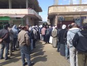 صور.. اهالى شمال سيناء يواصلون إقبالهم بكثافة على لجان الاستفتاء
