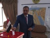 رئيس جامعة الأزهر يدلى بصوته فى سفارة مصر بالبحرين باستفتاء الدستور 