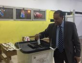 رئيس الضرائب يدعو للمشاركة فى استفتاء الدستور ..ويؤكد : واجب وطنى