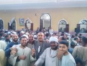 نقابة الفلاحين تحشد أعضاءها فى اليوم الثانى للاستفتاء على الدستور