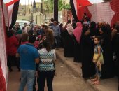 صور.. السيدات يواصلن التألق.. زحام شديد وطابور بلجان المرج