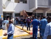 صور... طوابير العاملين فى البترول أمام لجان رأس شقير بغارب بالبحر الأحمر 