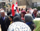 مدير إدارة الجمرك التعليمية يقود مسيرة للمشاركة فى الاستفتاء على الدستور