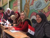 فيديو.. 30 فتاة بالعريش يتطوعن لخدمة المشاركين بالاستفتاء.. ومسيرة بجنوب سيناء