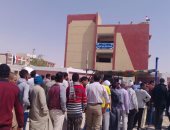 صور.. إقبال كبير من الشباب و مشايخ البدو على لجان الاستفتاء براس سدر