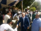 صور.. محافظ الأقصر يتفقد لجان الاستفتاء على الدستور بمدينة الطود