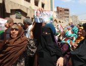 توافد الآلاف على اللجان للإدلاء بأصواتهم بكفر الشيخ مرردين هتافات "تحيا مصر"