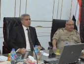 محافظ المنيا يتابع لجان التصويت على التعديلات الدستورية