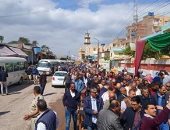 قارئ يشارك بصور لتصويت المواطنين بقرية المعدية فى البحيرة على التعديلات الدستورية