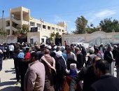 من العريش "سمير" يسجل لحظات تصويت أهل قريته فى استفتاء التعديلات الدستورية