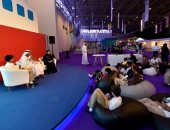 فى الشارقة القرائى.. أصوات المرح وبرامج تعليمية وعروش مسرحية ومبادرة أنا