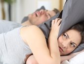 دراسة تكشف الفرق بين الشخير وتوقف النفس أثناء النوم 