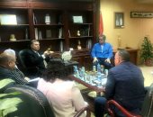 وزير الآثار يبحث سبل تطوير عروض الصوت والضوء بالمواقع الأثرية 