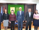 رئيس جامعة الإسكندرية يستقبل مسئول التعاون بمنطقة البحر المتوسط لبحث التبادل الطلابى