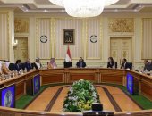 صور.. رئيس الوزراء يستقبل وفد المنظمة العربية للتنمية الإدارية